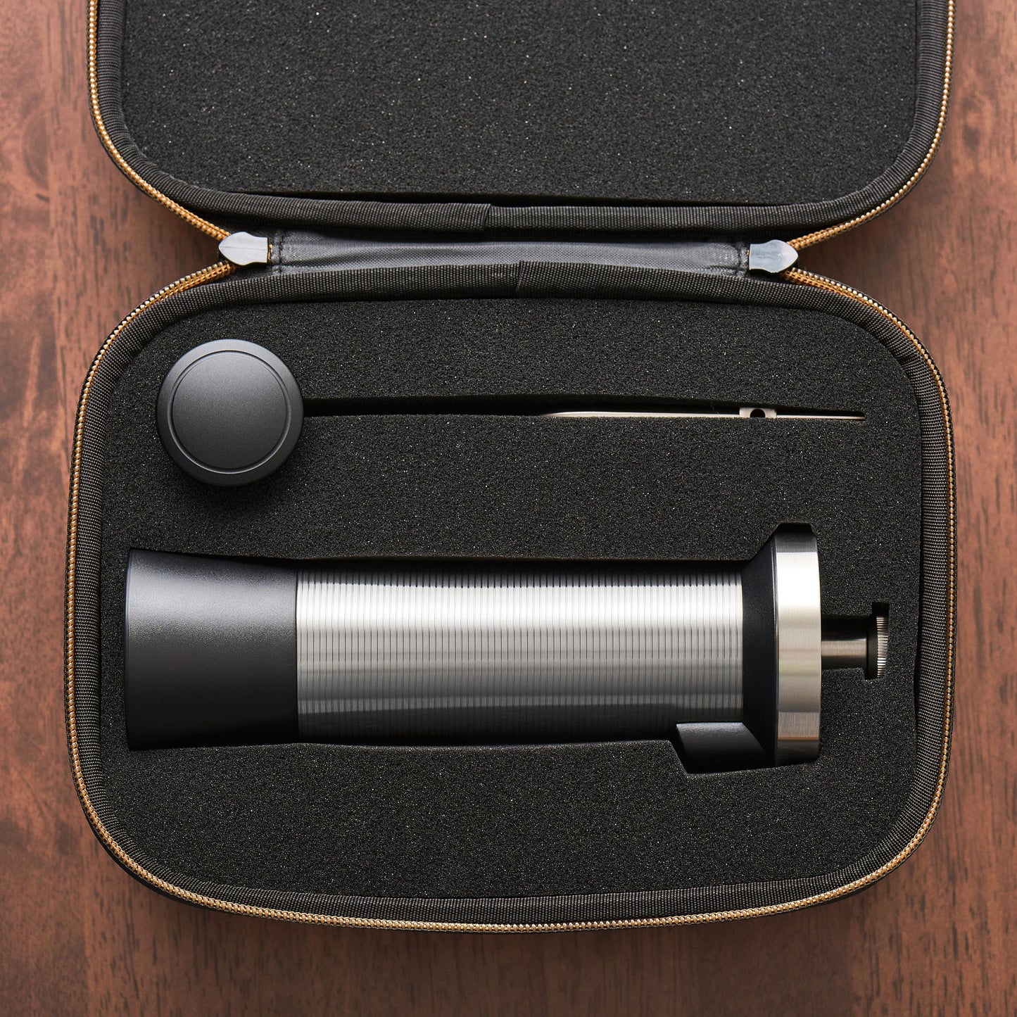 Kinu | M47 Tian Manual Grinder with Travel Case